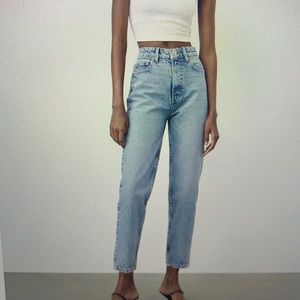 Zara mom fit jeans - the color is blue/gray